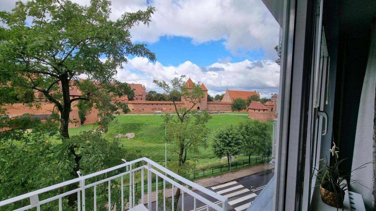 Apartament Okno Na Zamek Malbork Exterior foto